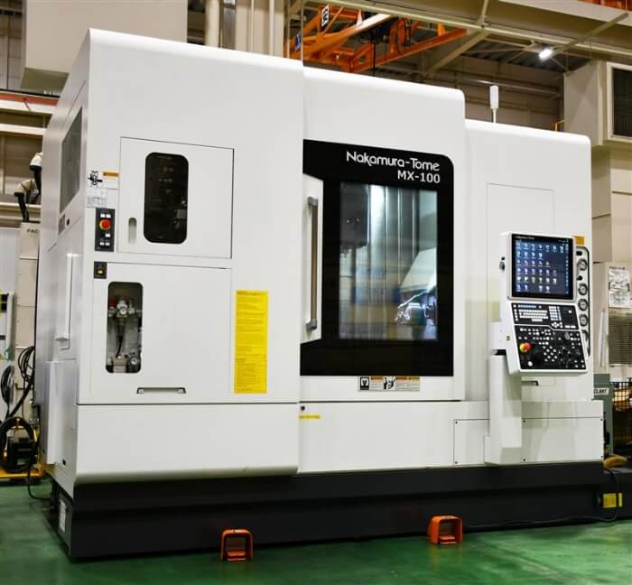 加工実演で使用する中村留精密工業の複合加工機「MX-100」