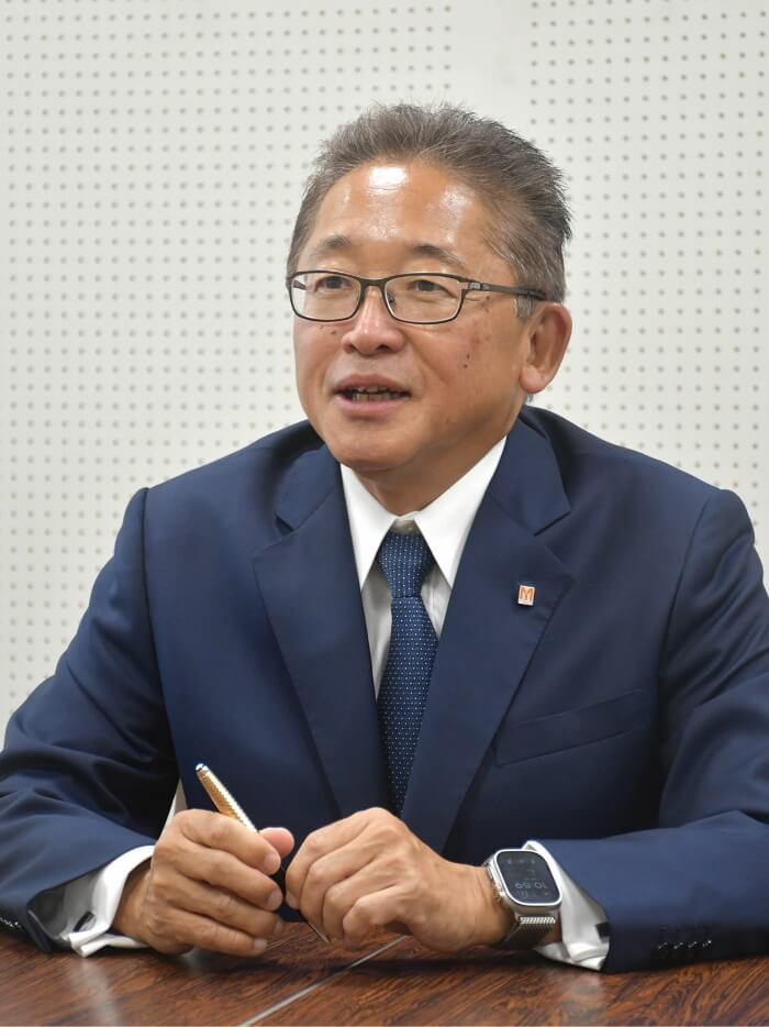 山崎高嗣